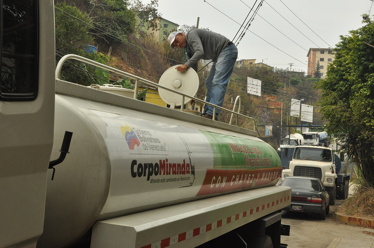 290 mil litros de agua  distribuye Corpomiranda