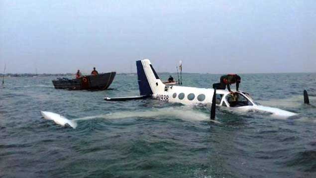 Avioneta cayó al lago de Maracaibo