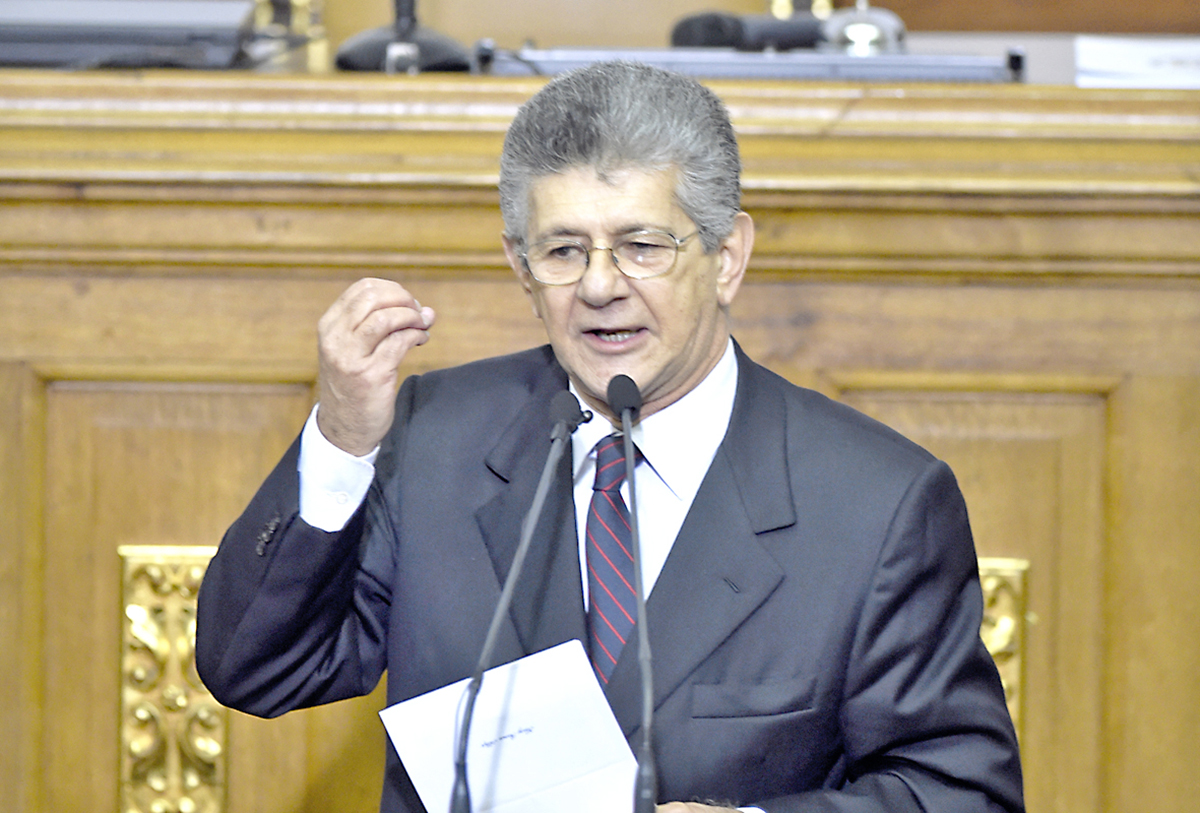 Ramos Allup: Ojalá la FANB fuera apolítica