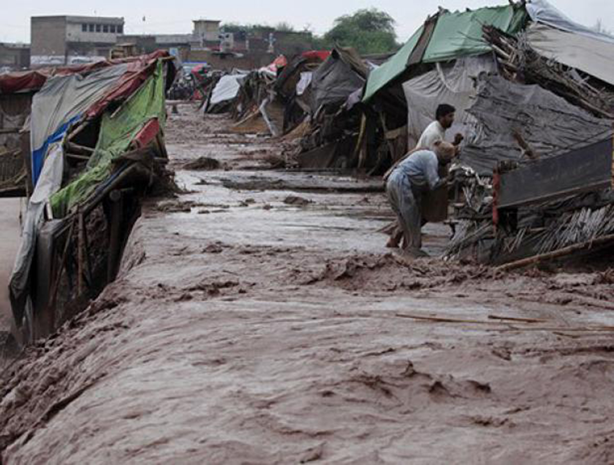 Fuertes lluvias dejan 88 fallecidos en Pakistán y Afganistán