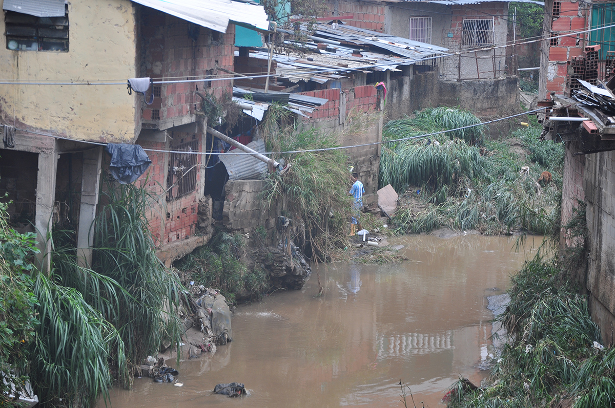Aumenta a 226 cifra de casas afectadas por las lluvias