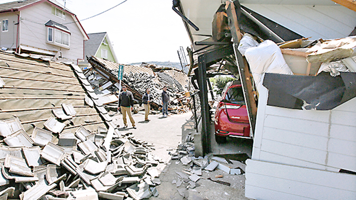 Al menos nueve muertos tras terremoto en Japón