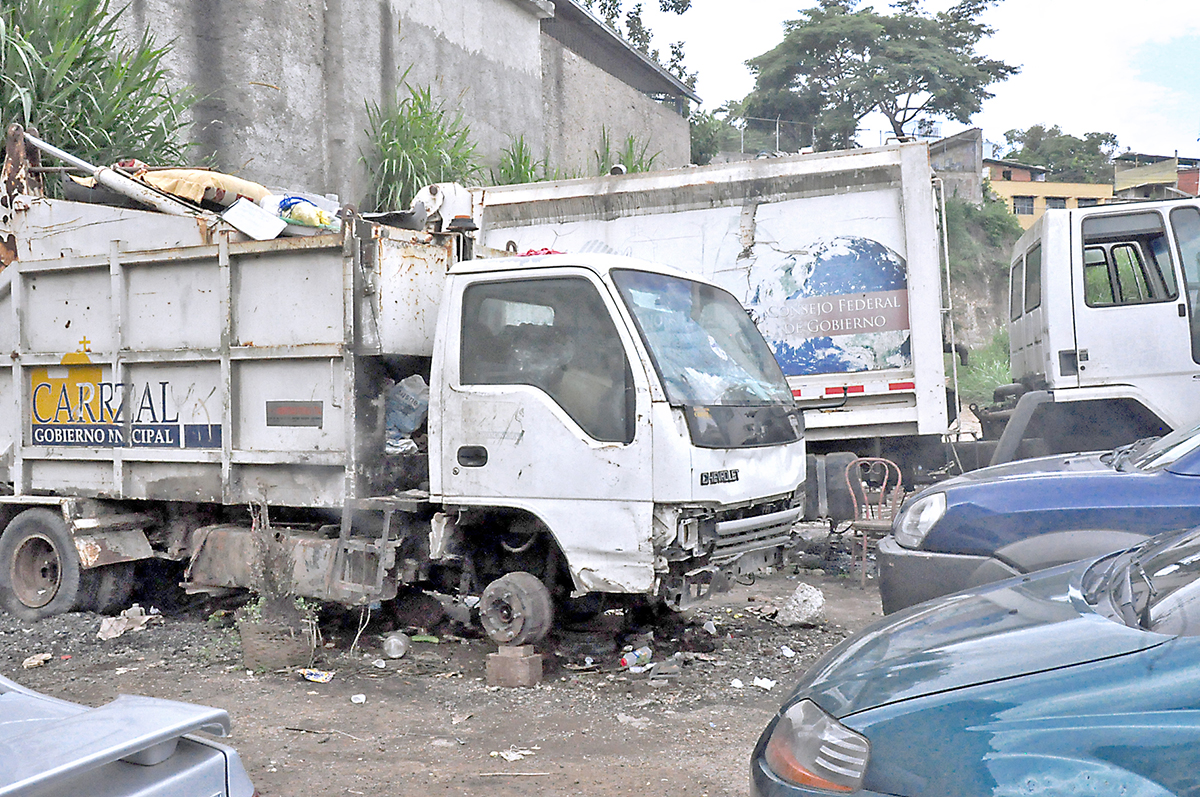 Exigen movilización de depósito de basura a Los Cerritos