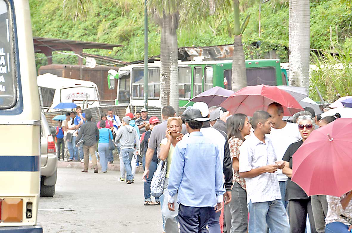 Usuarios con terminales 0 y 1 pasan roncha