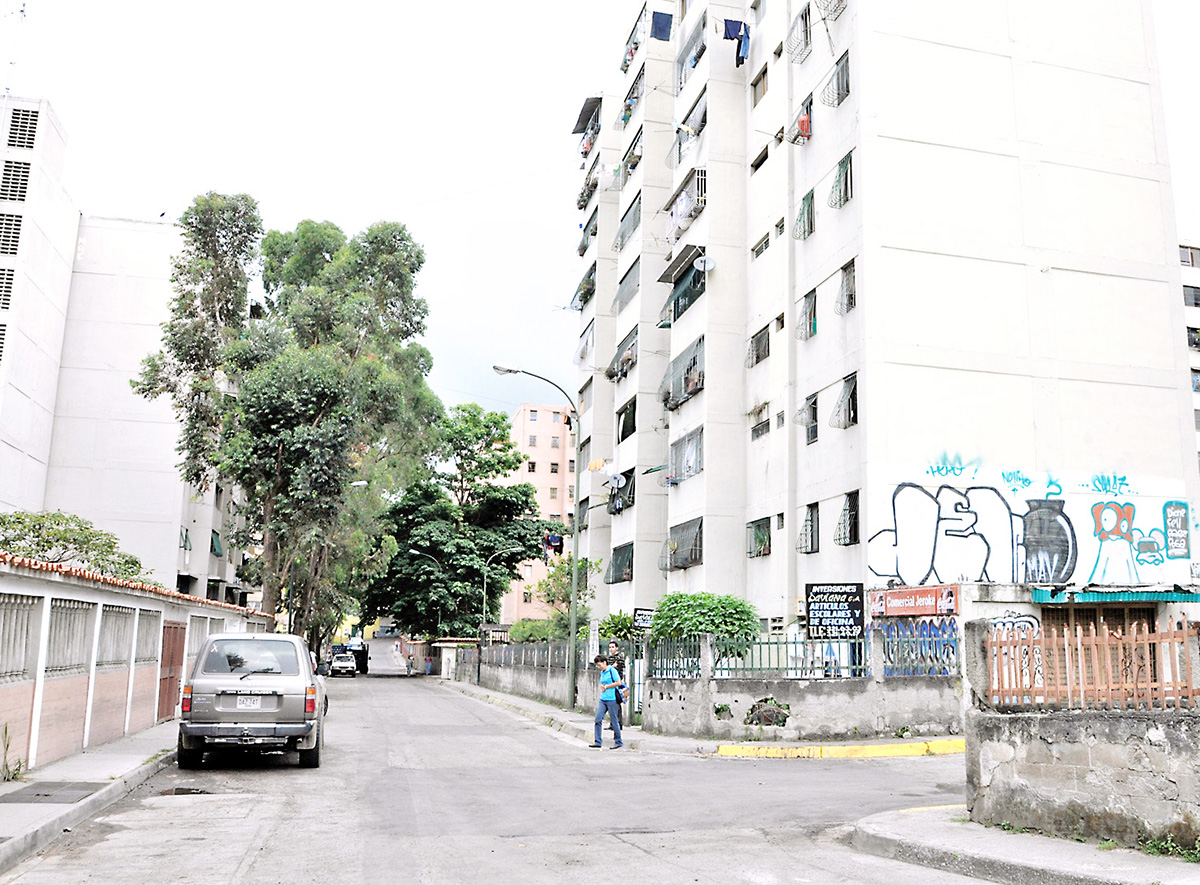 Festejarán Día del Padre en la Simón Bolívar