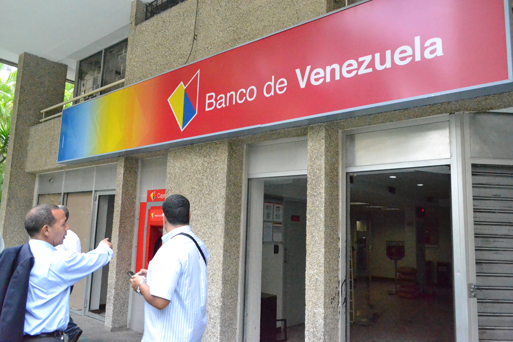 Condenan a ejecutivo del BCO de Venezuela por corrupción