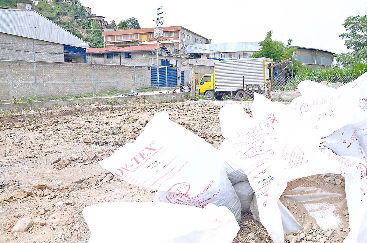 Vecinos paralizaron construcción de refugio de Famproa