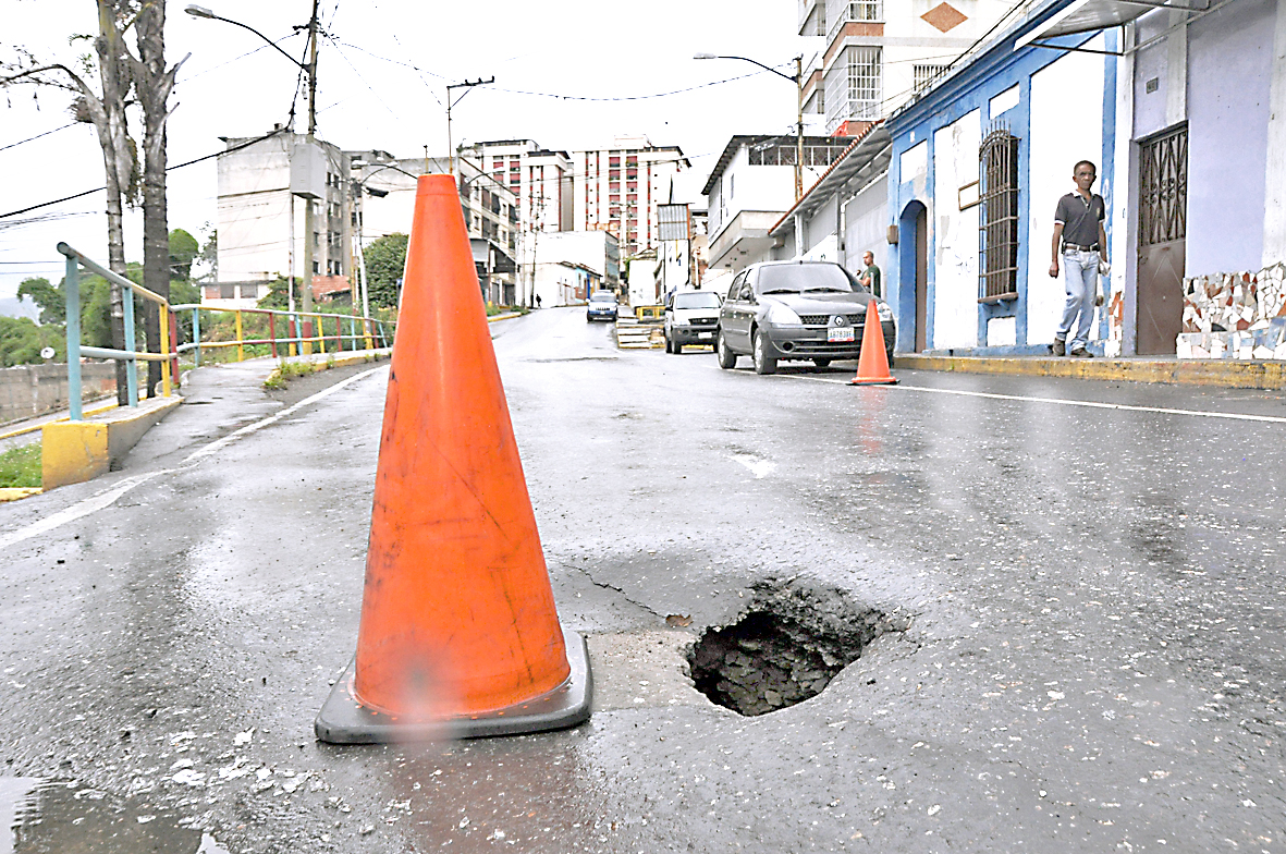 Cráter en la Guaicaipuro es un mal anunciado