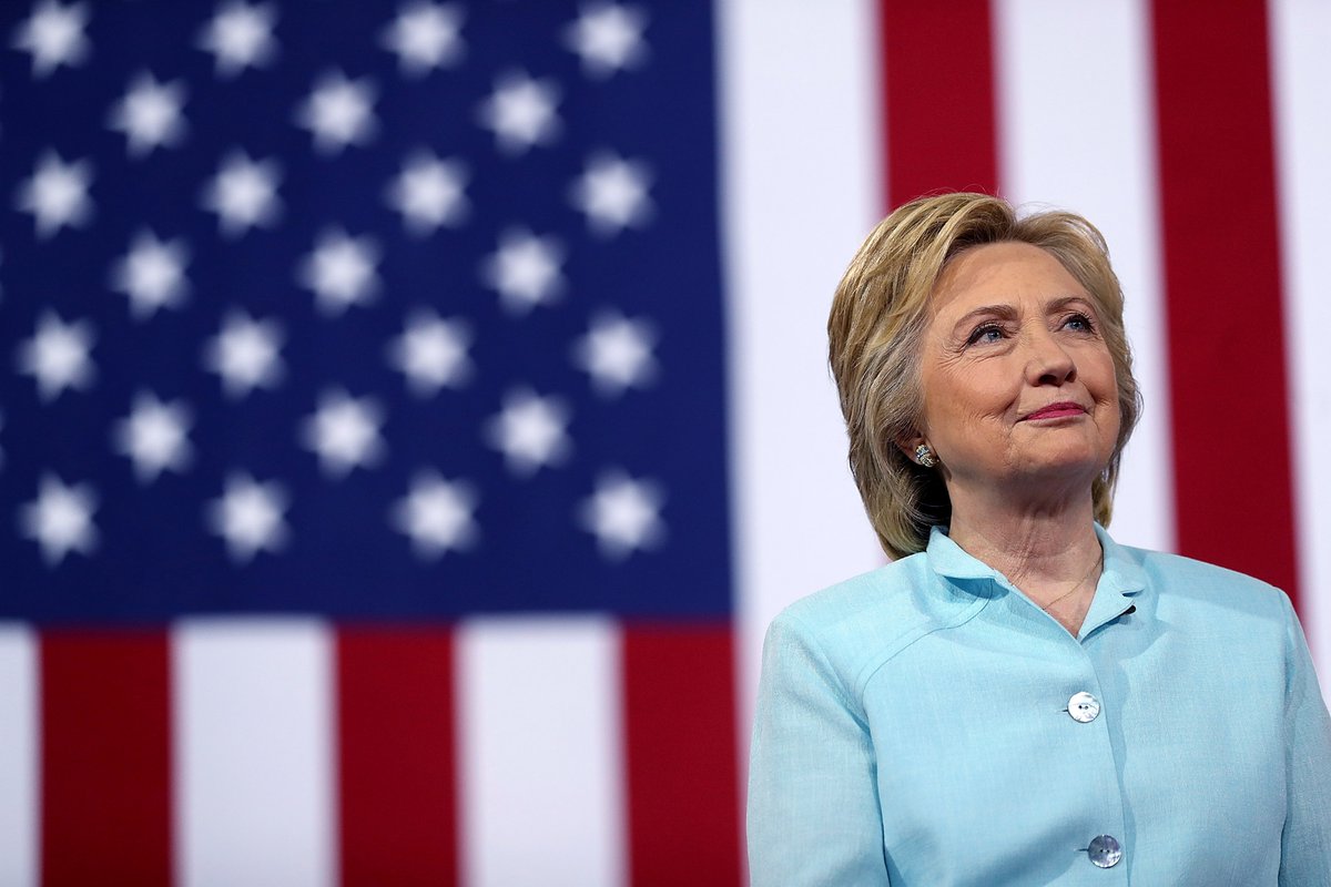 Hillary Clinton se convierte en la primera mujer candidata a la presidencia de EEUU