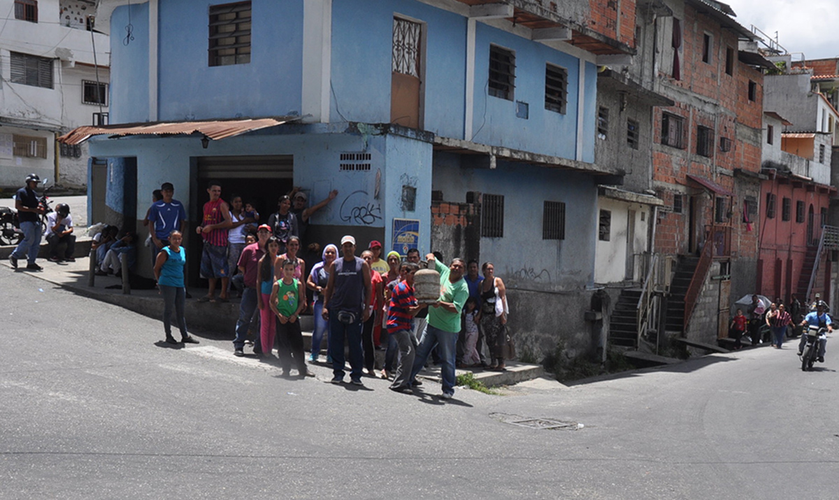 Vecinos de Gran Colombia protestaron por comida