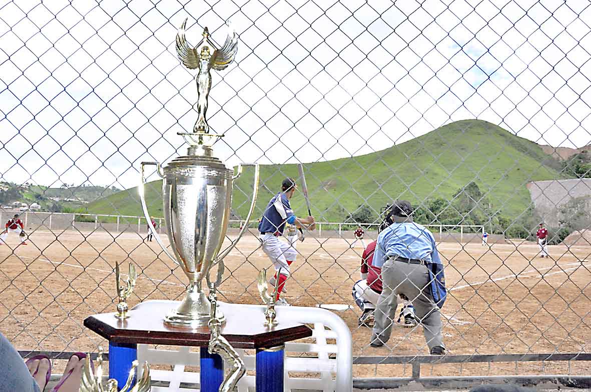 Capem invirtió Bs. 100 millones en estadio de softbol