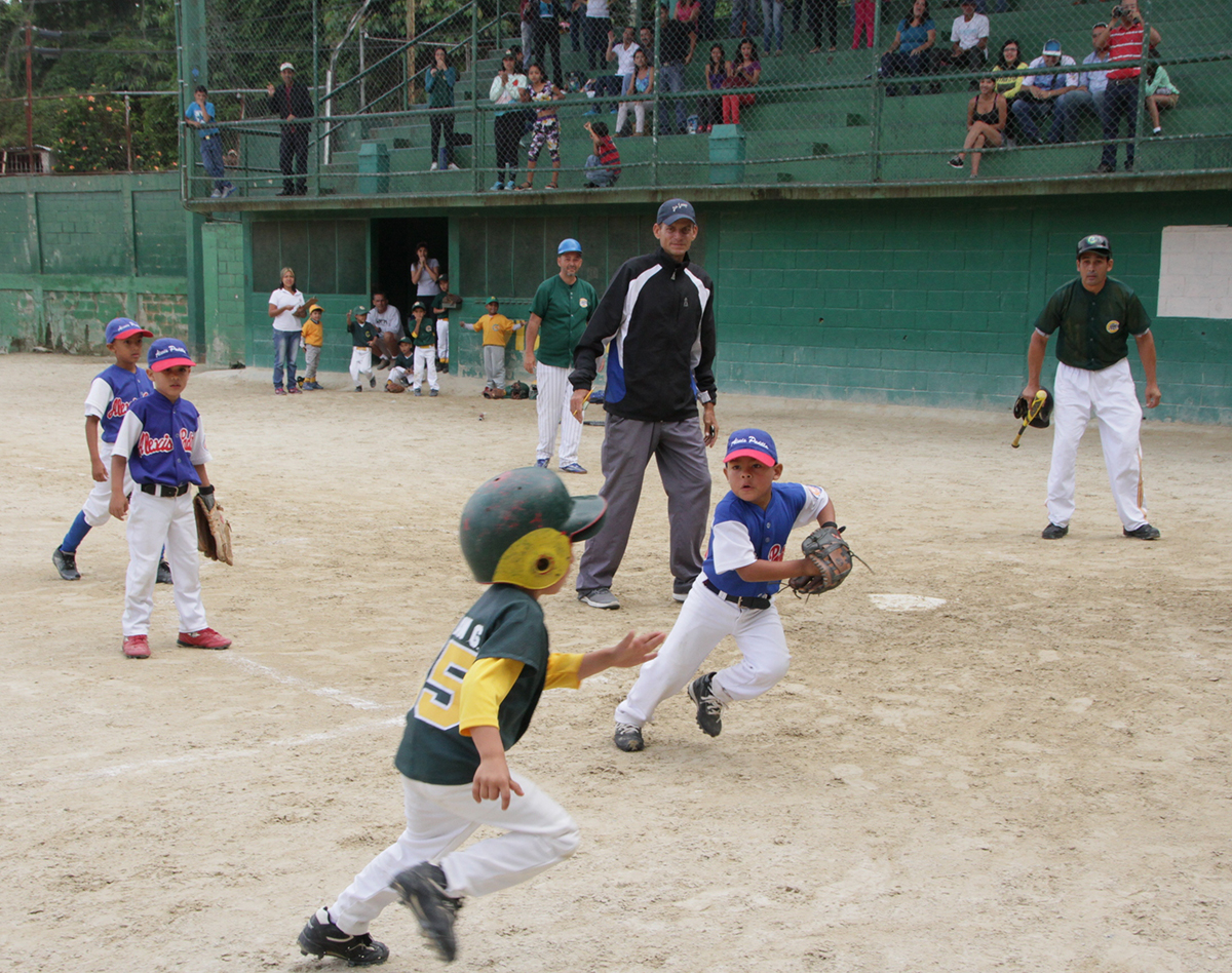 Semillero de los Cachorros ganaron el primero de la final en beisbol