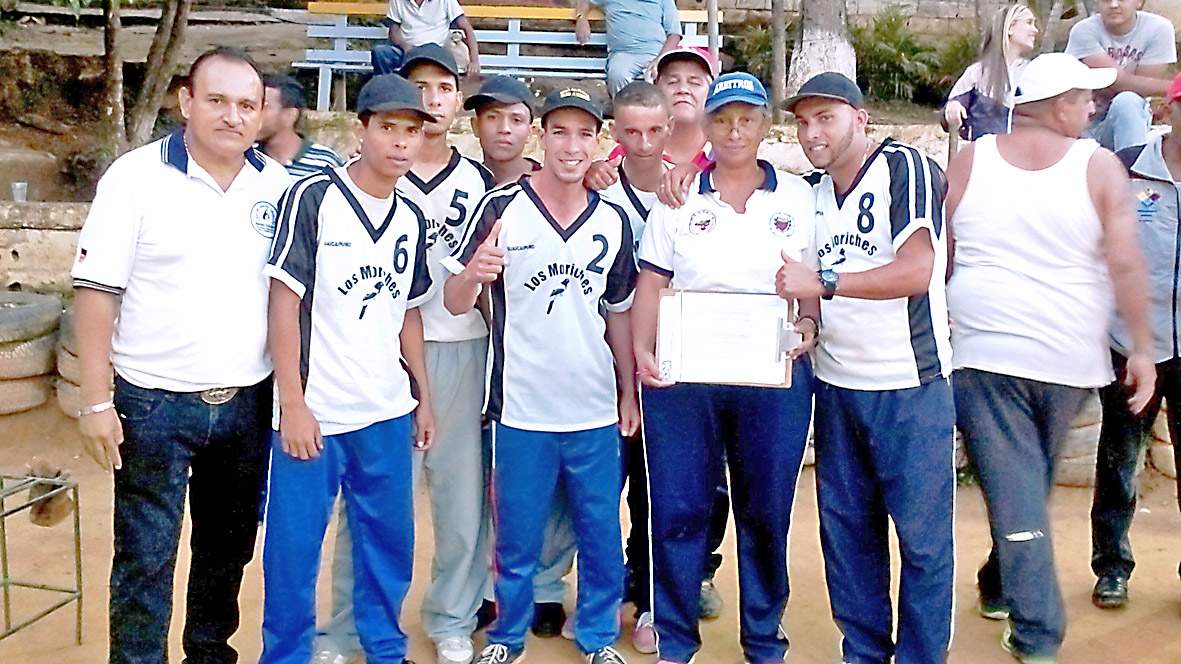 Los Moriches de Laguneta campeón municipal de bolas criollas