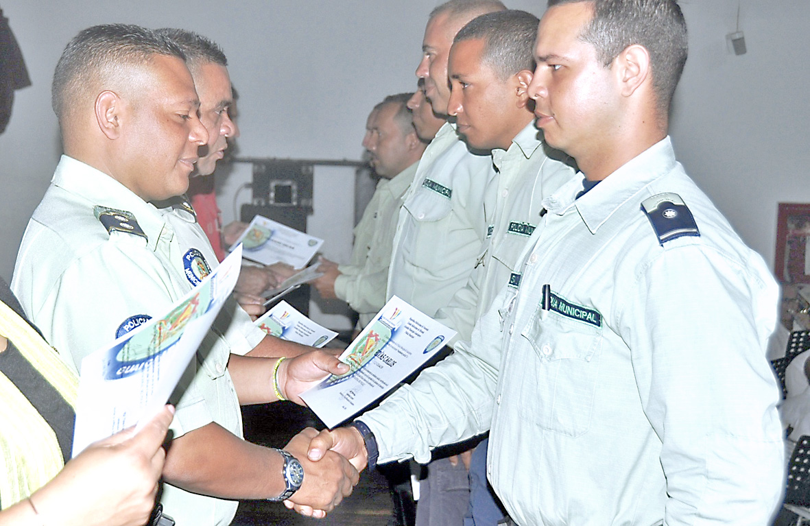 Garcés: Agentes Poliguaicaipuro mantienen la paz