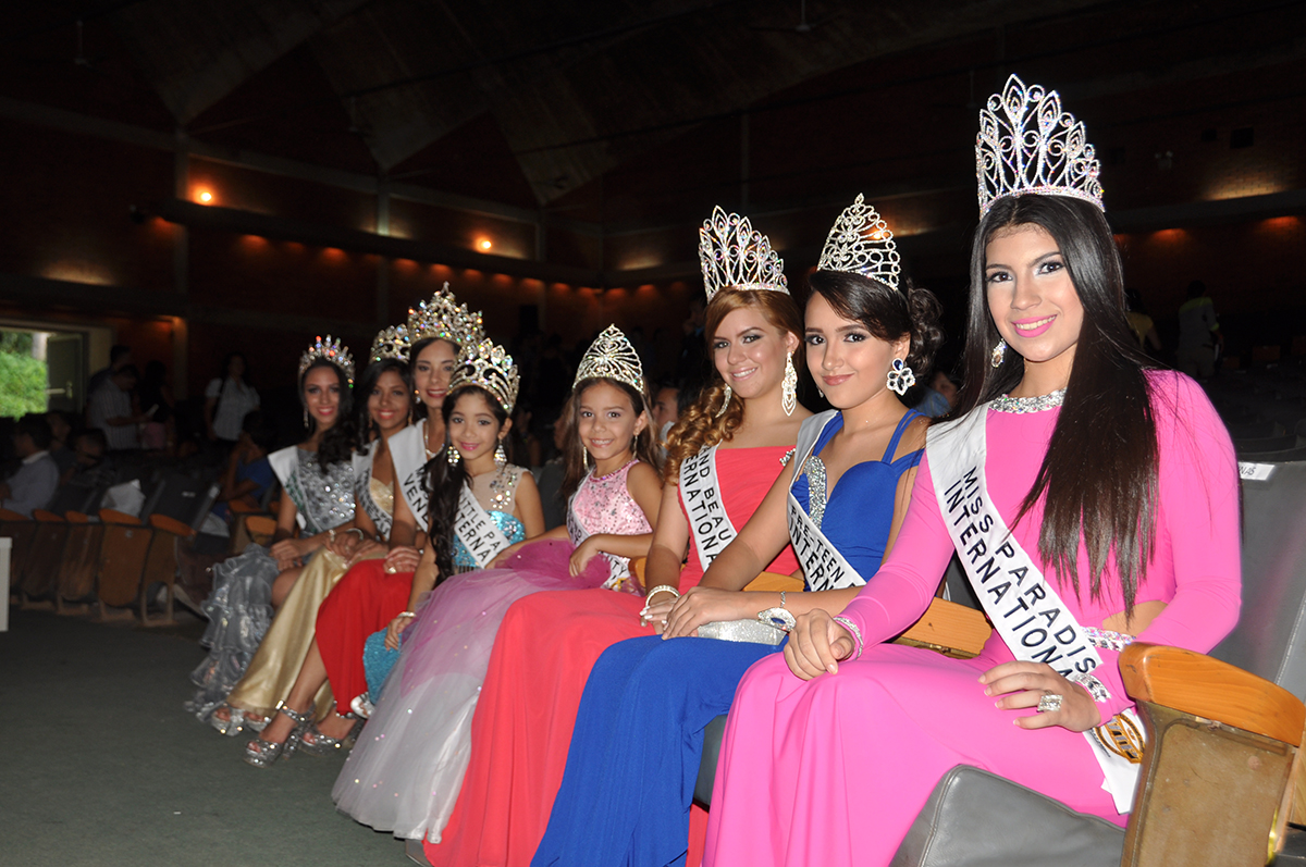 40 señoritas se lucieron en Nuestra Belleza Miranda