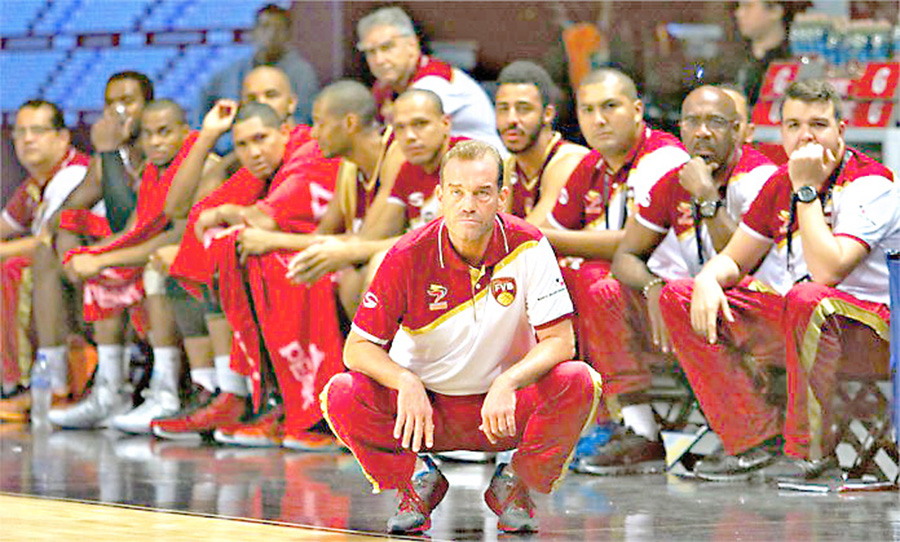 La selección de baloncesto tiene que asegurar hoy ante Serbia