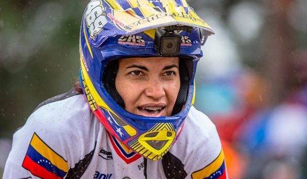 Stefany Hernández trae tercera medalla para Venezuela