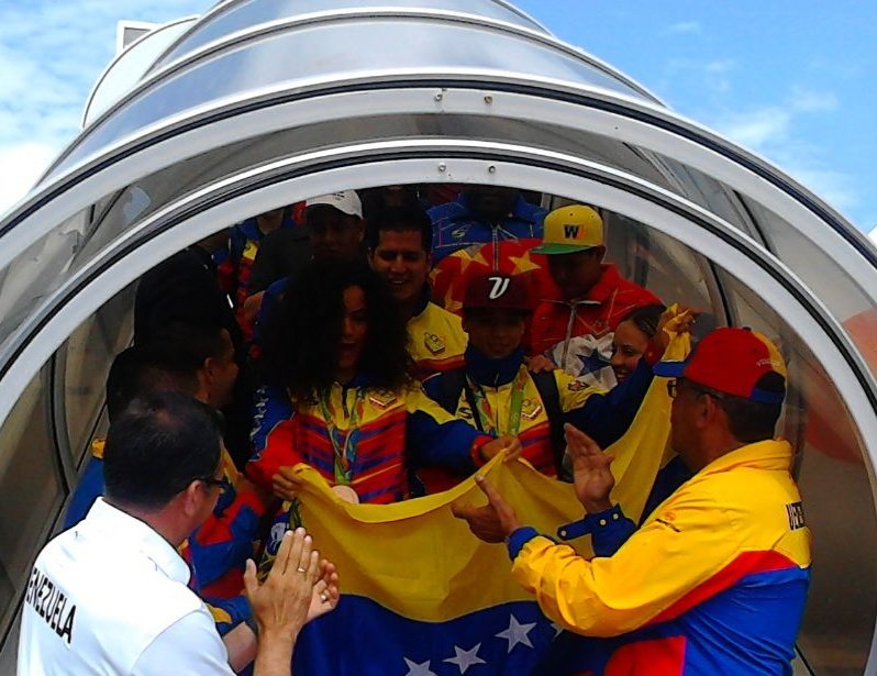 Atletas venezolanos regresaron triunfantes de Río 2016