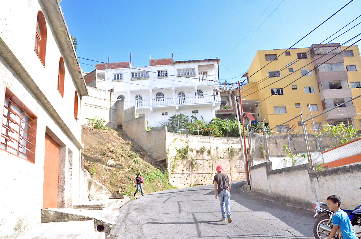 Supuestos cicpc desvalijaron quinta en El Vigía