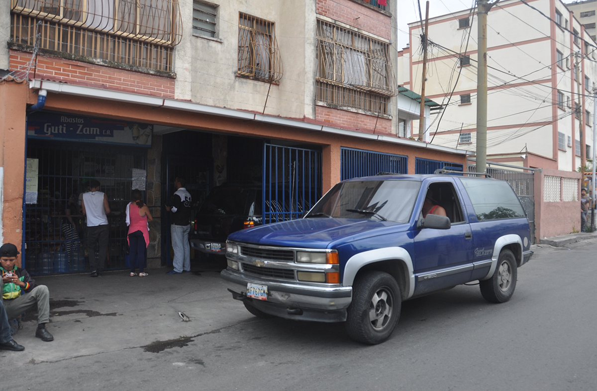 Bachaquero tirotea a empleado de abasto