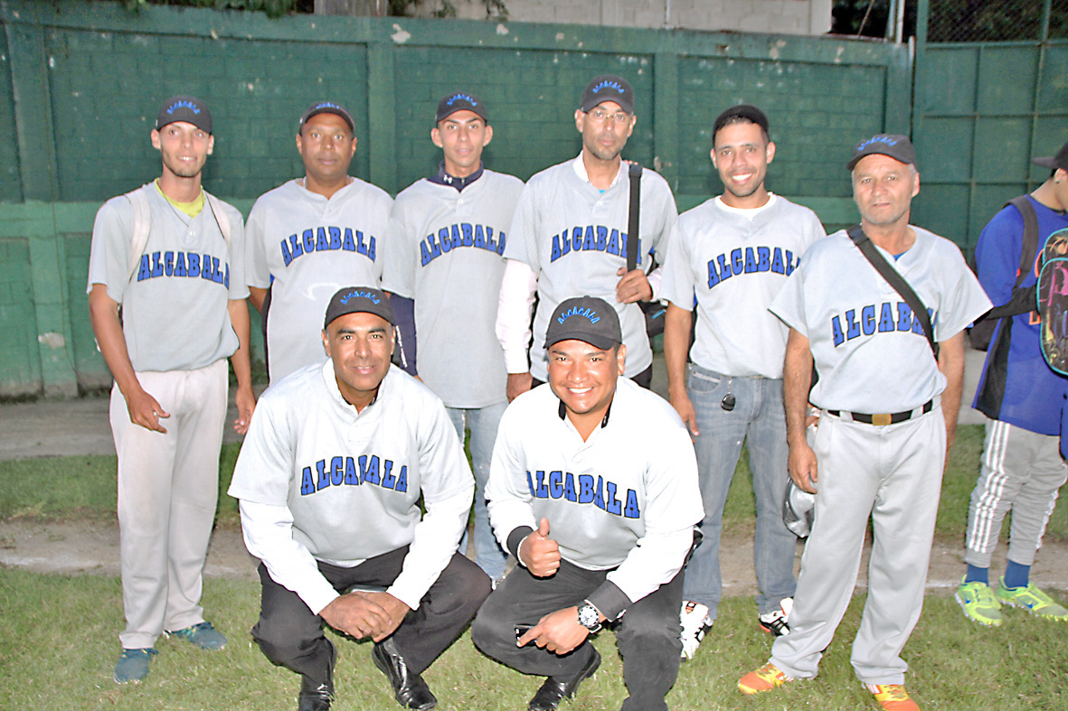 Taxis La Alcabala ganó juego inaugural de softbol a Matadero