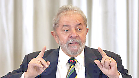 Lula da Silva acusado de corrupto en pleno juicio de Dilma