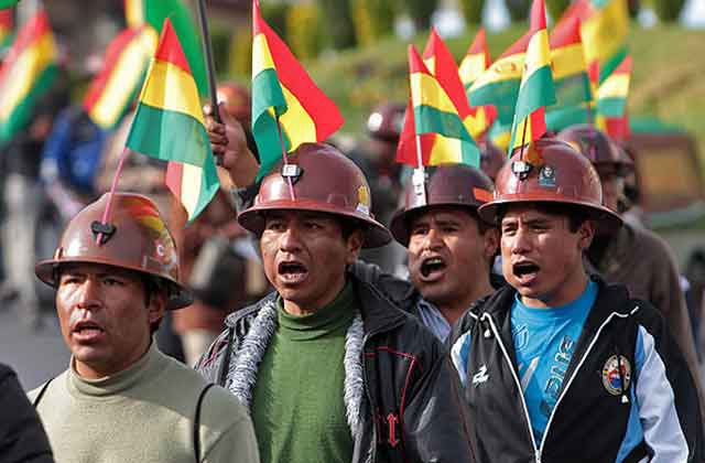 Detuvieron a 43 mineros por asesinato de viceministro boliviano