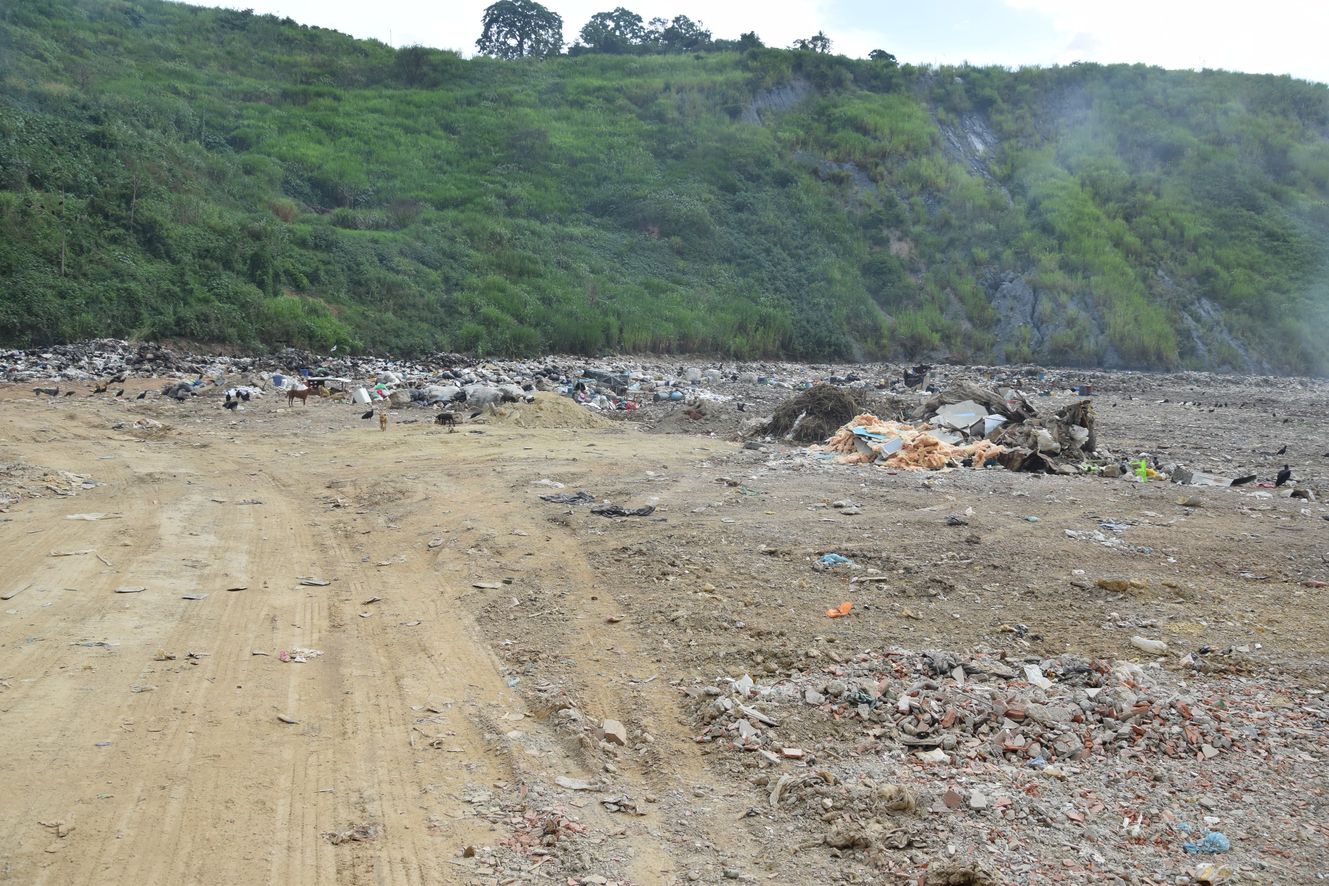 Rehabilitan fosa de El Limoncito