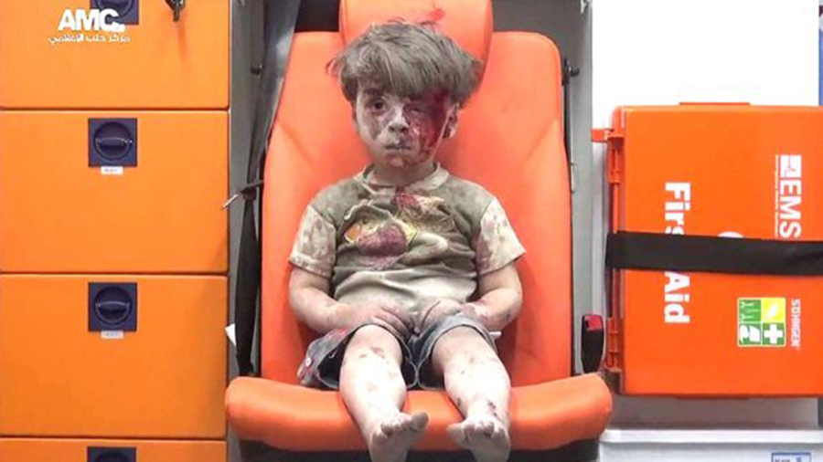 Omran se convirtió en símbolo del horror en Siria