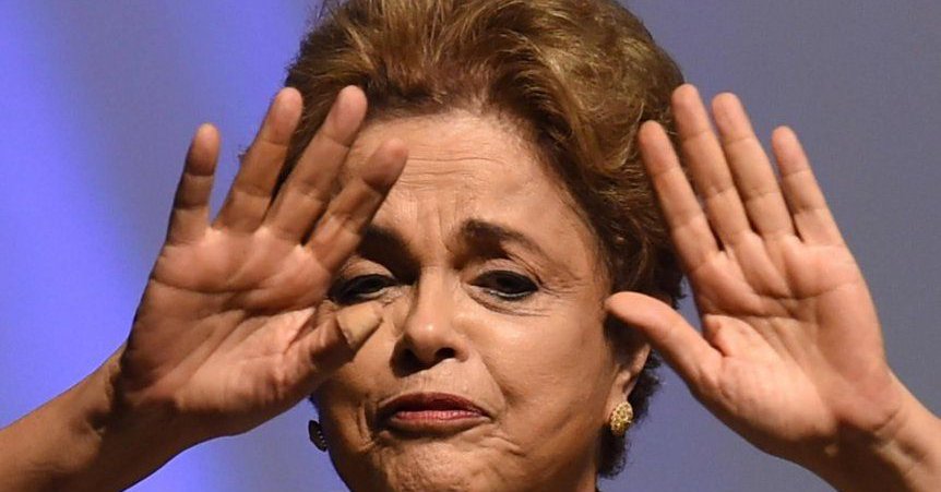 Senado de Brasil aprobó continuar juicio político contra Rousseff