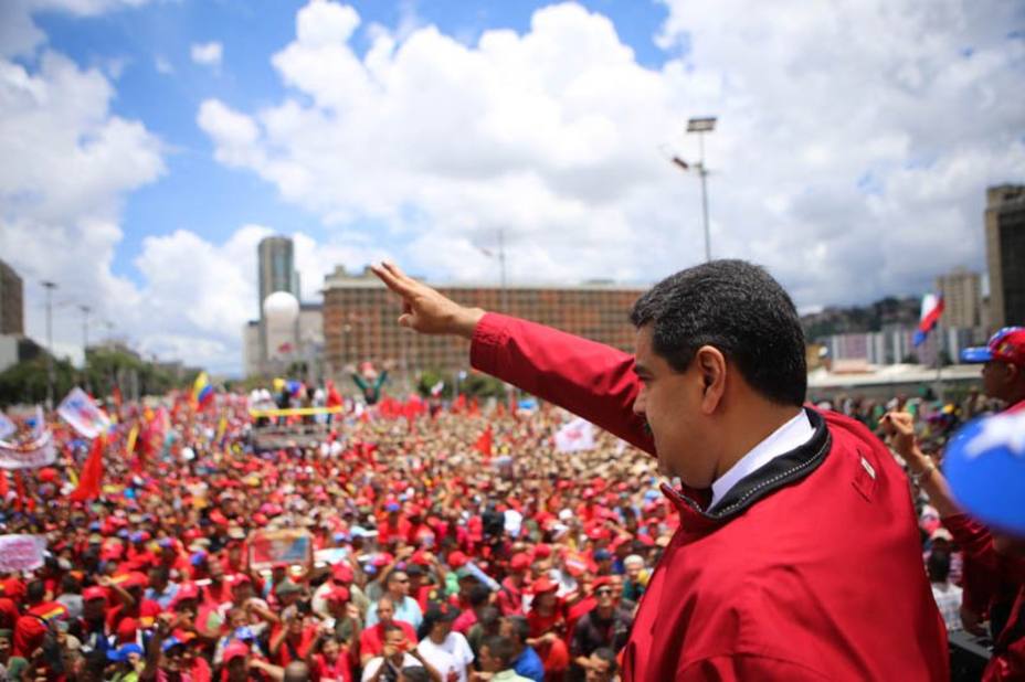 Maduro: Tengo listo decreto para levantar  inmunidad parlamentaria