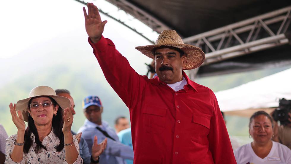 Maduro aprobó recursos para producir semillas de arroz y maíz