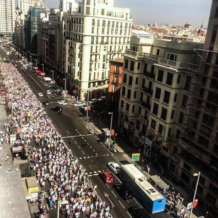 Venezolanos en el exterior protestan para exigir revocatorio