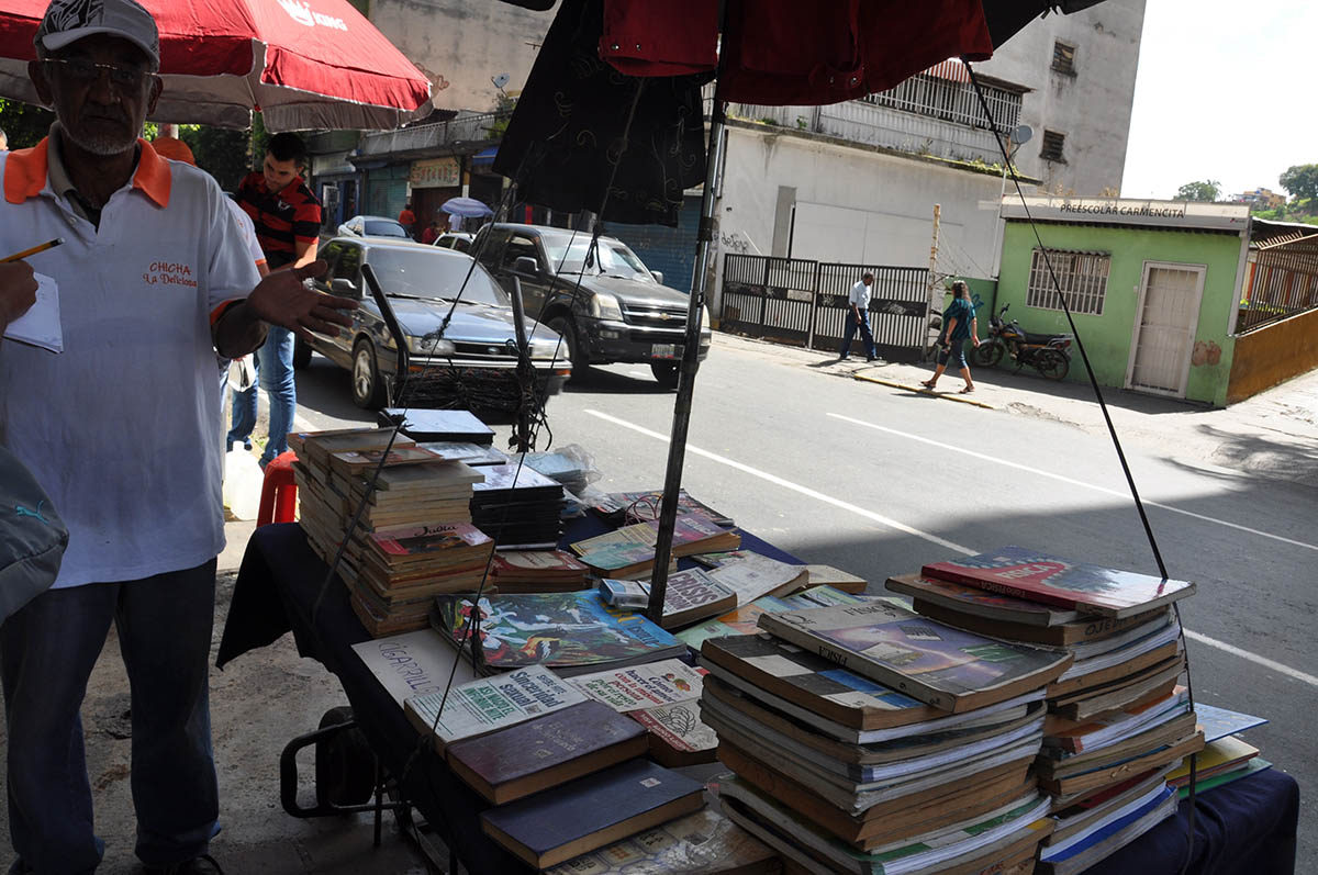 Arrecia compra y venta de libros usados