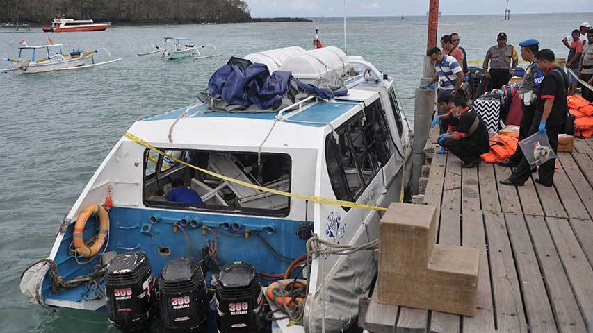 Ascienden a 27 los fallecidos por el naufragio de un bote en Bangladesh