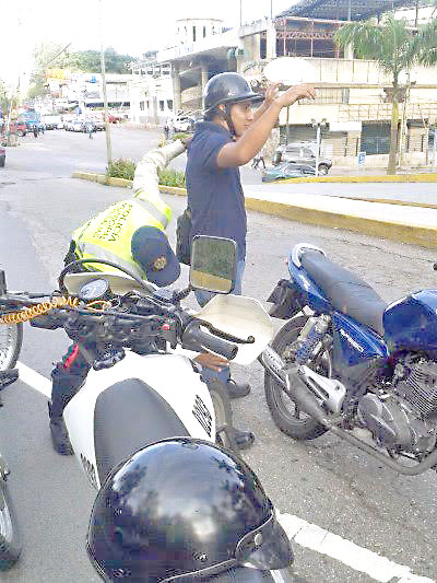 Habilitan puntos de control policial en Los Salias