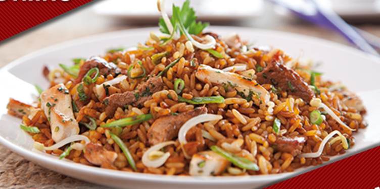 Como preparas un rico arroz chino para tu almuerzo