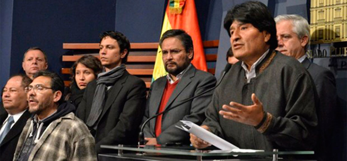 Bolivia anuló contratos a mineros