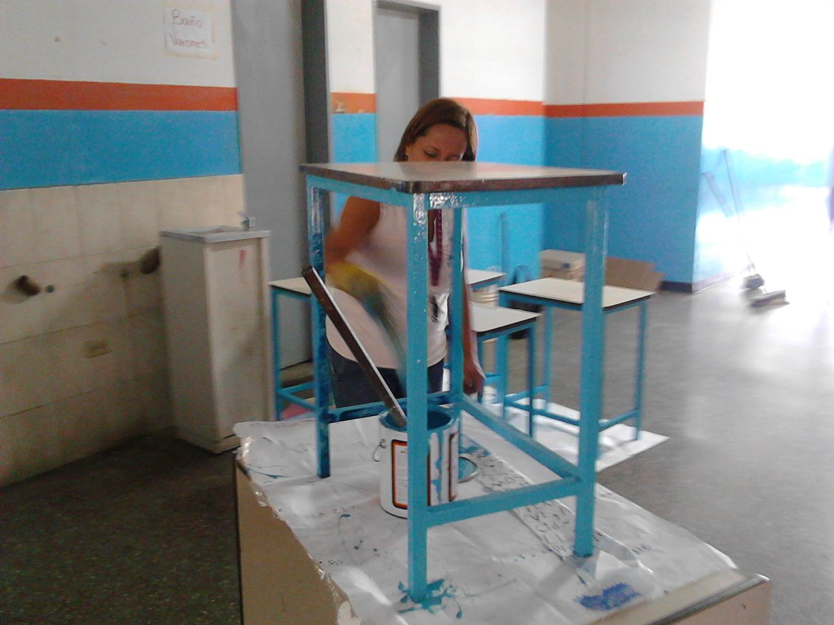Corpomiranda recupera 687 escuelas