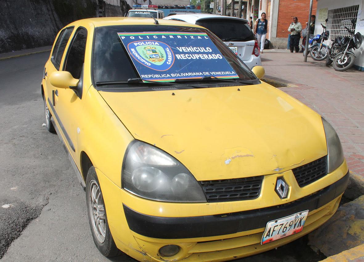 Encanaron a dos solicitados por secuestro en Carrizal