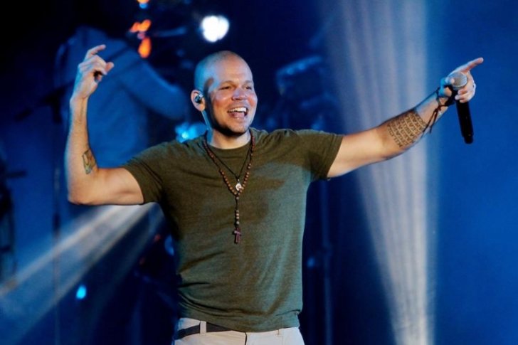 Residente dirige el video de un sencillo de su primer disco en solitario