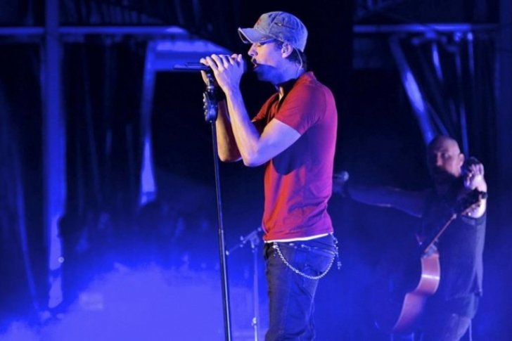 Enrique Iglesias arrasa en los Latin American Music Awards