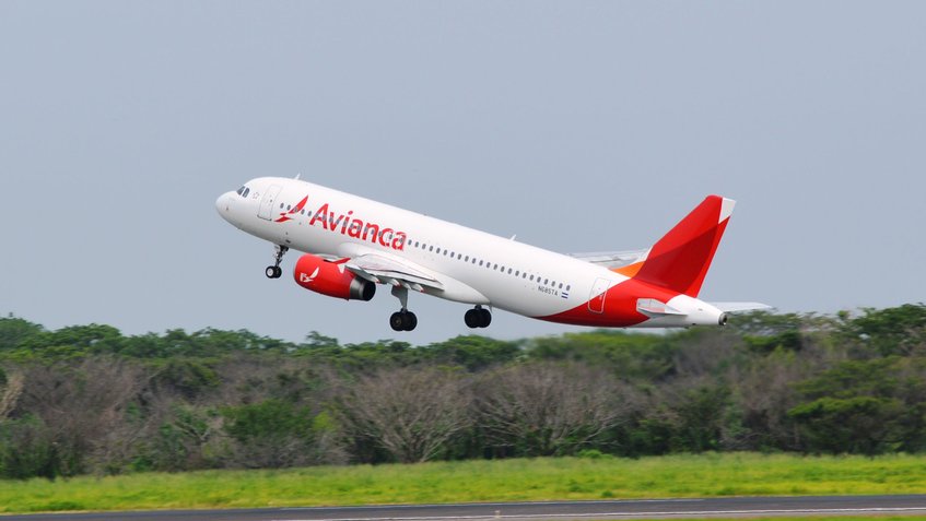 Avianca reanudará vuelos a Venezuela tras incidente con aeronave militar