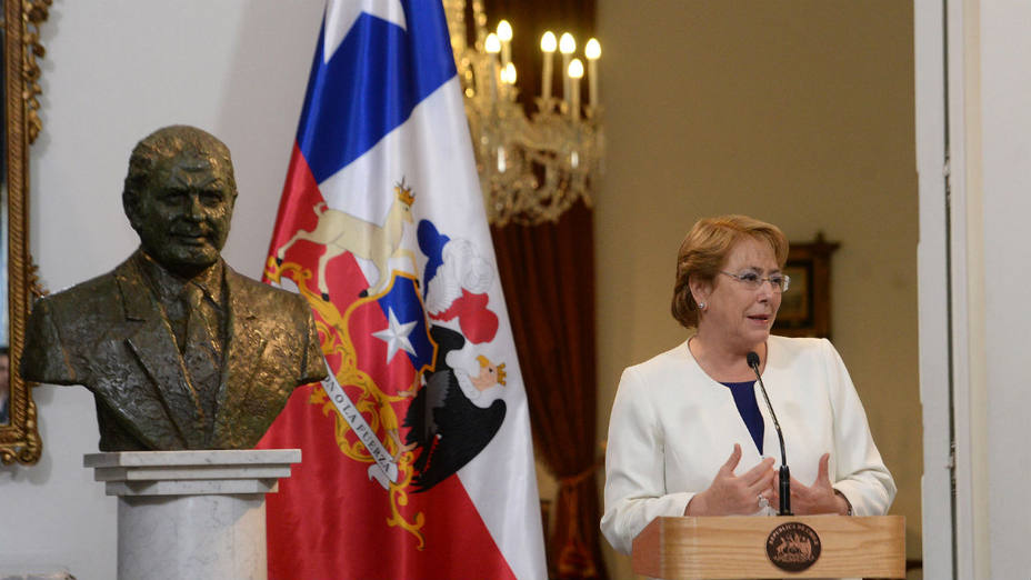 Chilenos en el exterior podrán votar en las presidenciales