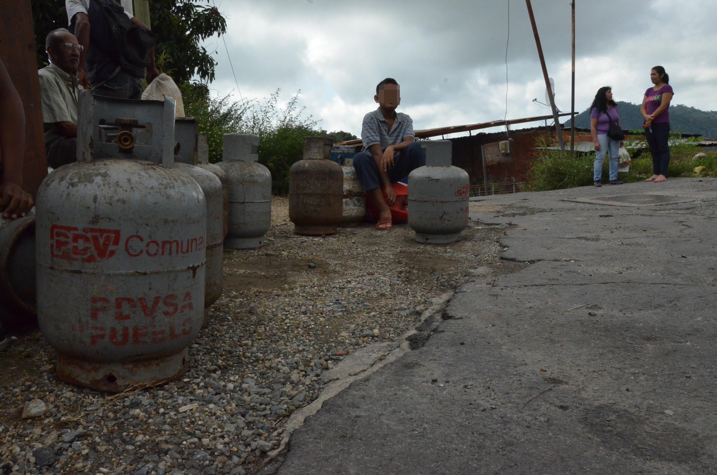 “Nos cansamos de esperar el gas”