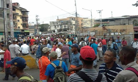 Transportistas de Ocumare del Tuy protestan por inseguridad
