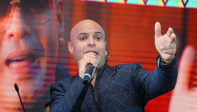 Omar Enrique vuelve a la palestra musical con Antología