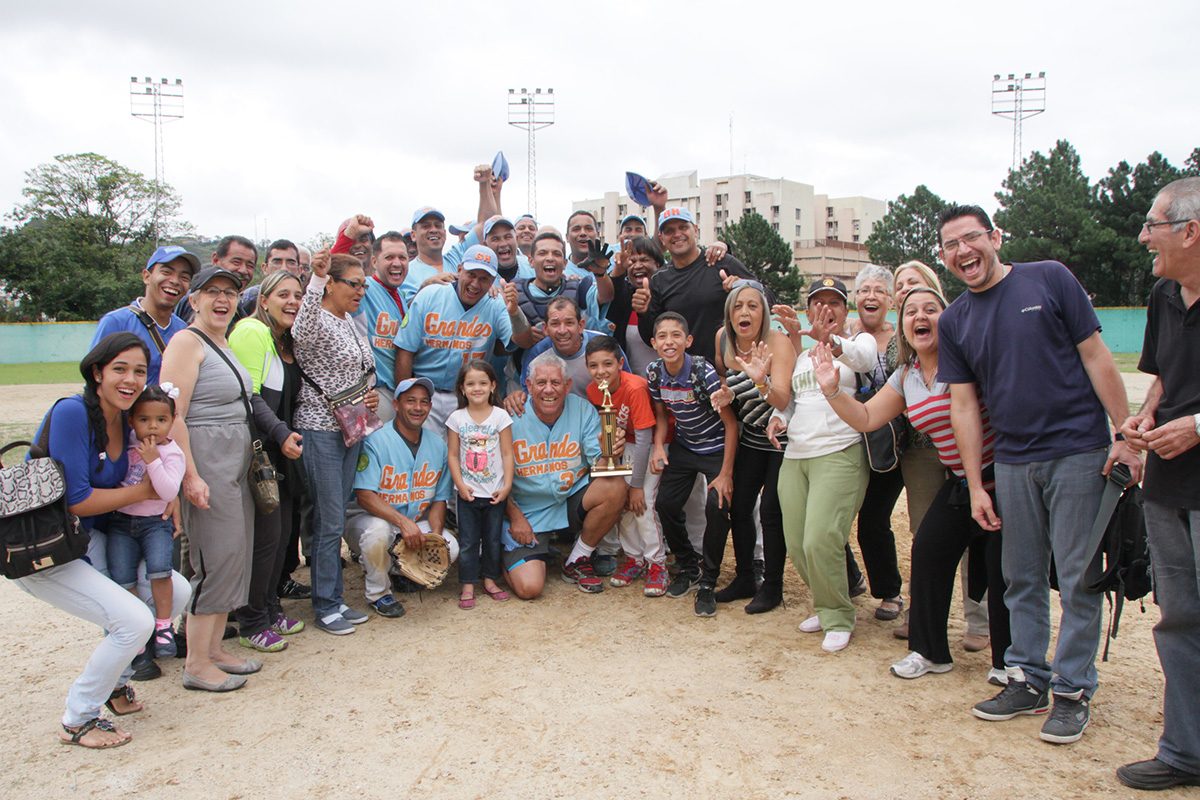 Grandes Hermanos nuevo campeón de beisbol máster de Guaicaipuro