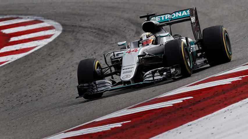 Hamilton ganó el GP de EEUU y acortó distancias con Rosberg