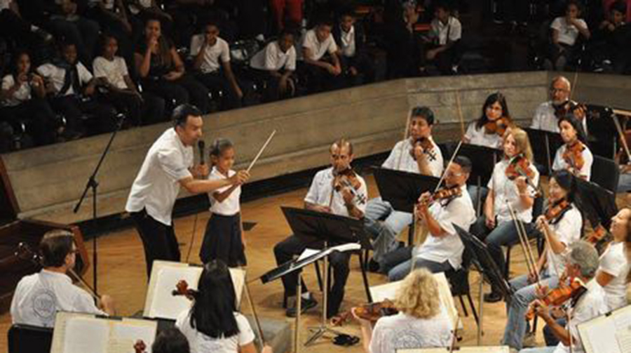 La OSV en Mi Escuela: un mágico encuentro de los niños con la música